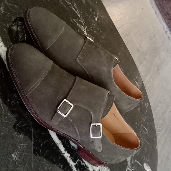 Custom handmade in Mallorca Spain, a special dark Olive suede double strap - Picture 2 of 9